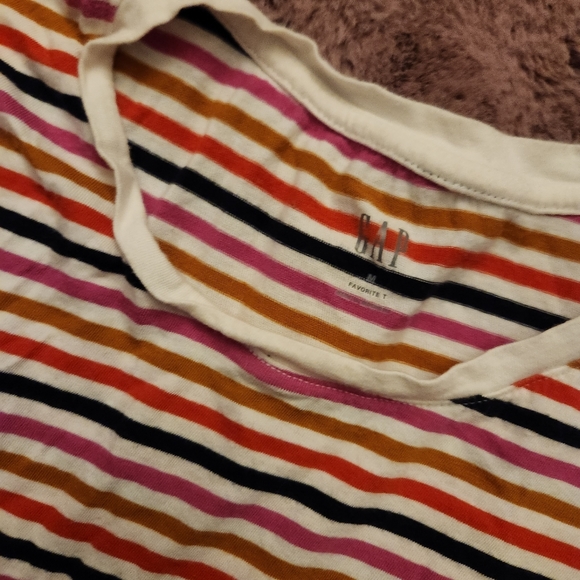 GAP TOP - Picture 4 of 7